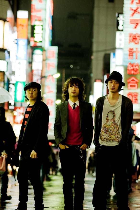 本日3月19日からはMySpaceにてツアーチケットの先行予約を実施する。