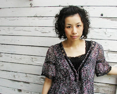 HQDは「High Quality Distribution」の略で、CDを超える高音質フォーマットの音源を指す（写真は朝日美穂）。