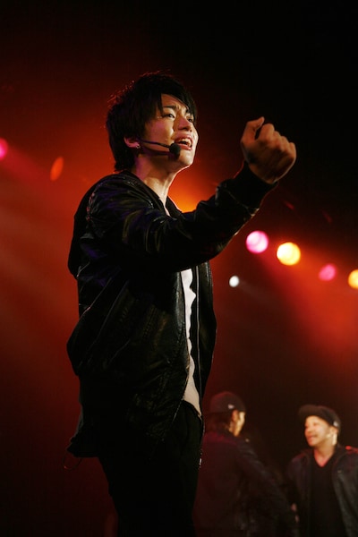 写真は3月24日、東京・LIQUID ROOM ebisuでの「松下優也 Live2010 ～Trust Me～」より。