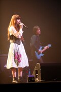 Every Little Thingの東京国際フォーラム追加公演の模様。