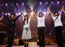 ELTと五十嵐は「a-nation'09」でも同じステージに立っているが、単独公演に五十嵐が参加するのは12年ぶりとなる。