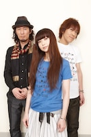 Every Little Thingと五十嵐充（左）