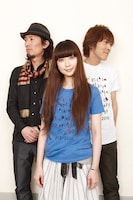 Every Little Thingと五十嵐充（左）