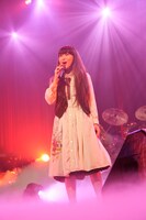 Every Little Thingの東京国際フォーラム追加公演の模様。