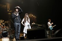 伊藤はMCで、エレベーターの中で千葉真一に遭遇したエピソードを話したが、彼のマネージャーを含め20代の人にはその凄さが伝わらなかったようだ。