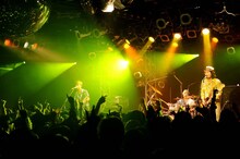 MONGOL800（写真は「沖縄国際アジア音楽祭 musix 2010」ステージより）