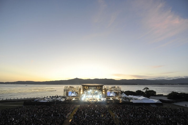 写真は昨年の「イナズマロック フェス」の模様。「琵琶湖の水を守ろう」というテーマのもと、収益金の一部が琵琶湖保全の活動基金に寄付された。