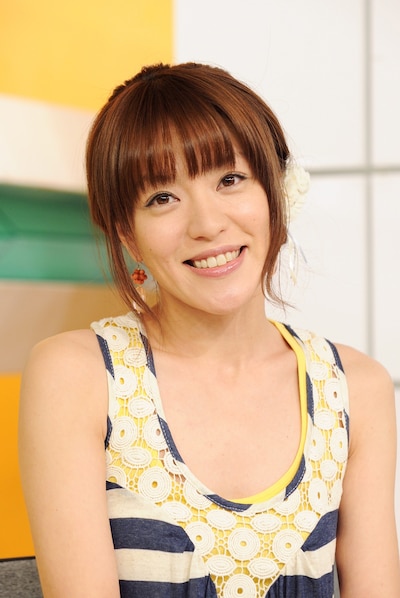 番組では同じく司会を務める早瀬が講師役、今井は生徒役も担当。2人が登場する「みんなの手話」は4月4日から、毎週日曜日19:00より放送される。