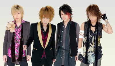 シドのニューシングル「レイン」は6月2日にリリース。タイトル曲は、現在アニメ「鋼の錬金術師 FULLMETAL ALCHEMIST」の主題歌としてオンエア中。