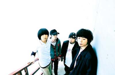 6月23日に初のシングルをリリースするsleepy.ab。イベントでは新曲披露にも期待したいところ。