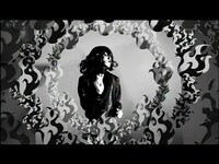 写真はPVのワンシーン。撮影は都内のスタジオで午前中から明け方まで行われ、川村監督は撮影終盤に「これはいいビデオになりそうだぞ」と何度も呟いていた。