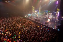 4月1日にZepp Tokyoで行われた彩冷えるツアーファイナル。