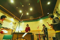 RADWIMPS「携帯電話」＆「マニフェスト」PVフル公開