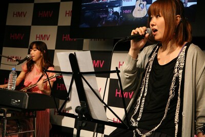 Rie fuと依布サラサ。