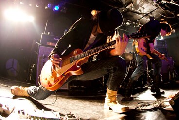 写真は「Lodestone Tour」2月5日のF.A.D YOKOHAMA公演より。