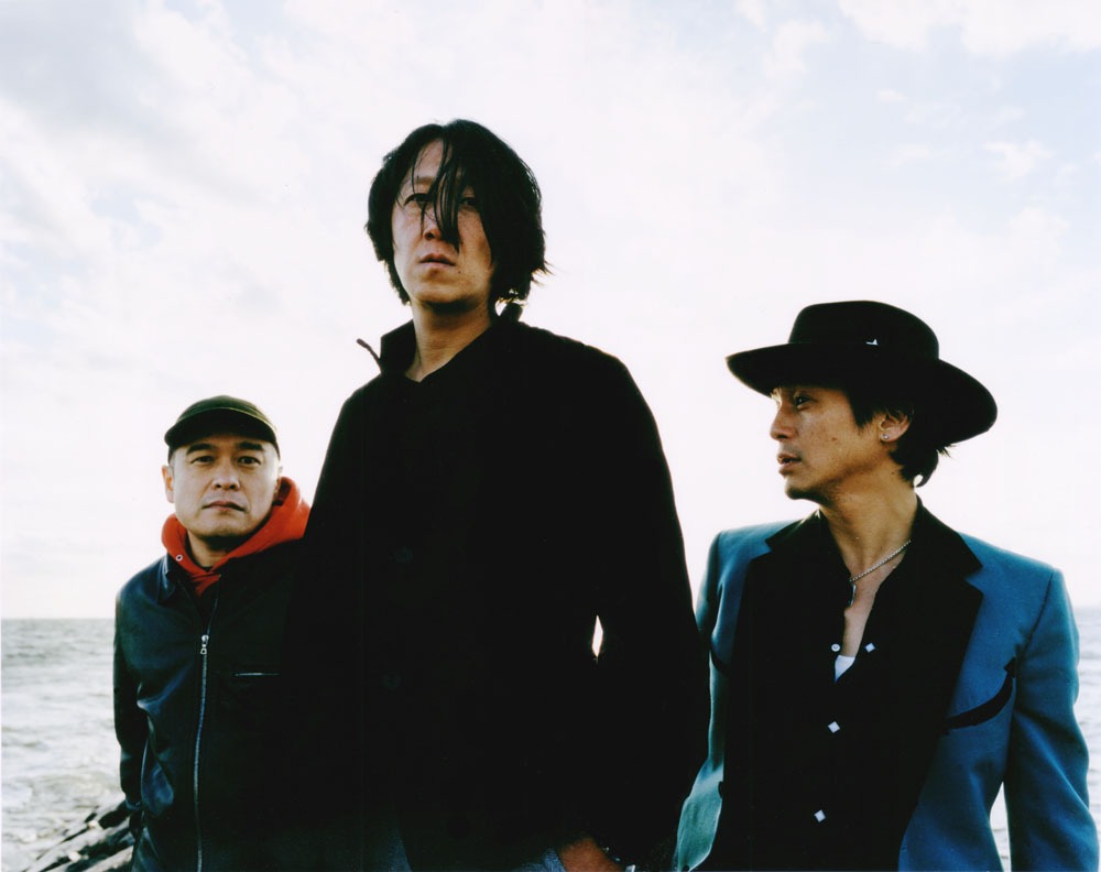 TOKYO No.1 SOUL SETはTOKIOとの共演に加え、沙羅マリーをゲストボーカルに迎えてカバー曲「接吻」（オリジナル：ORIGINAL LOVE）を演奏する。