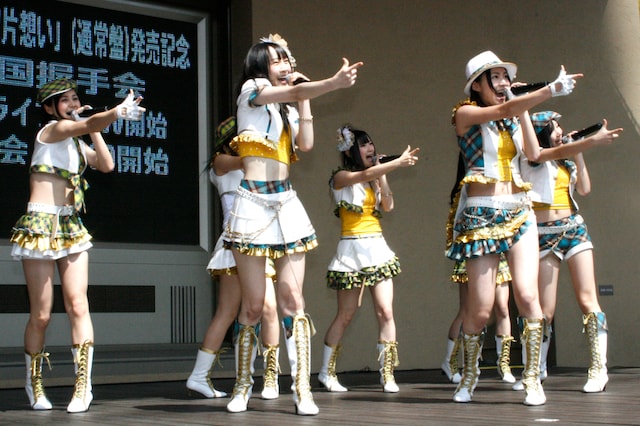 「青空片想い」を披露する選抜メンバー。現在ナタリーPower Pushでは、SKE48選抜メンバーへのインタビューを掲載中。