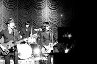 THE BAWDIESの演奏シーンを撮影中。