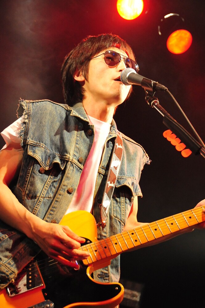 写真は昨年の「MIDOFES」での浜田伸吾のステージ。「J-BOY」「I am a Mother」「馬鹿兄弟」の３曲を披露した。