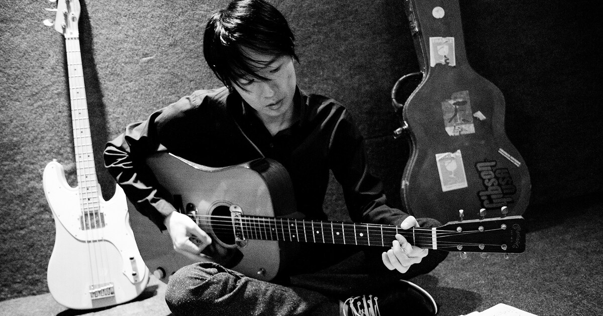 小沢健二、ひふみよライブ写真初公開「痛みは力だ」 - 音楽ナタリー