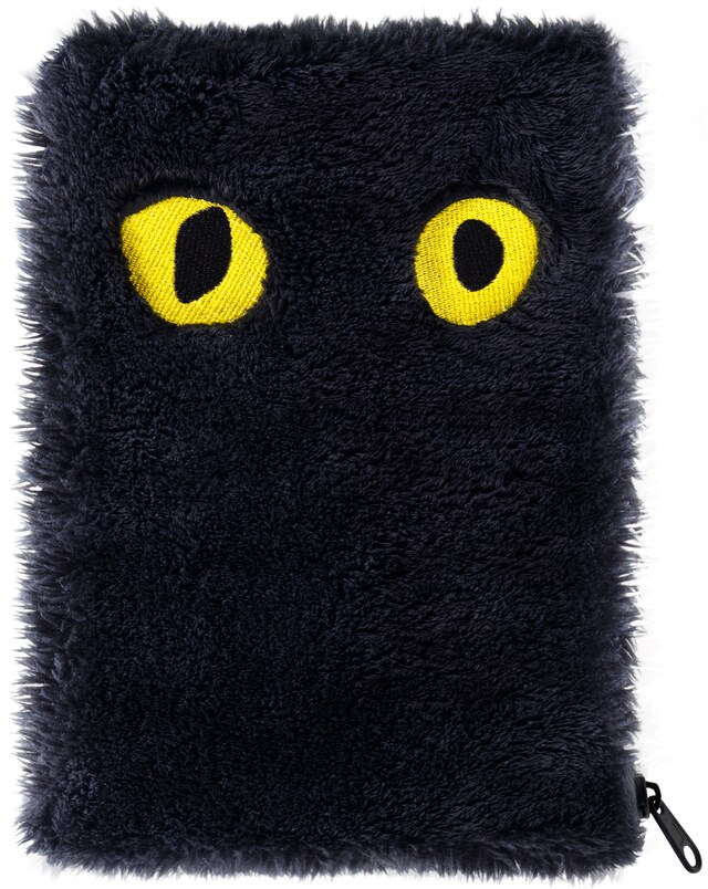 写真は「猫Pack」初回限定盤“黒猫の毛”ポーチ型スペシャルパッケージ。フサフサだ。