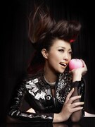 TIGARAH×ASA-CHANG、加藤あいの美白CMサポート