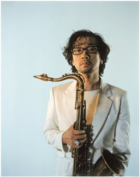 なお、菊地成孔がゼロ年代に発表した全音源をまとめたUSB作品「菊地成孔00年代全集USB＜闘争のエチカ＞/10年間の全音源、全画像、全動画」も9月下旬に発売が予定されている。