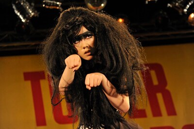 ゼブラクイーンを演じるのは気鋭の若手女優、仲里依紗。