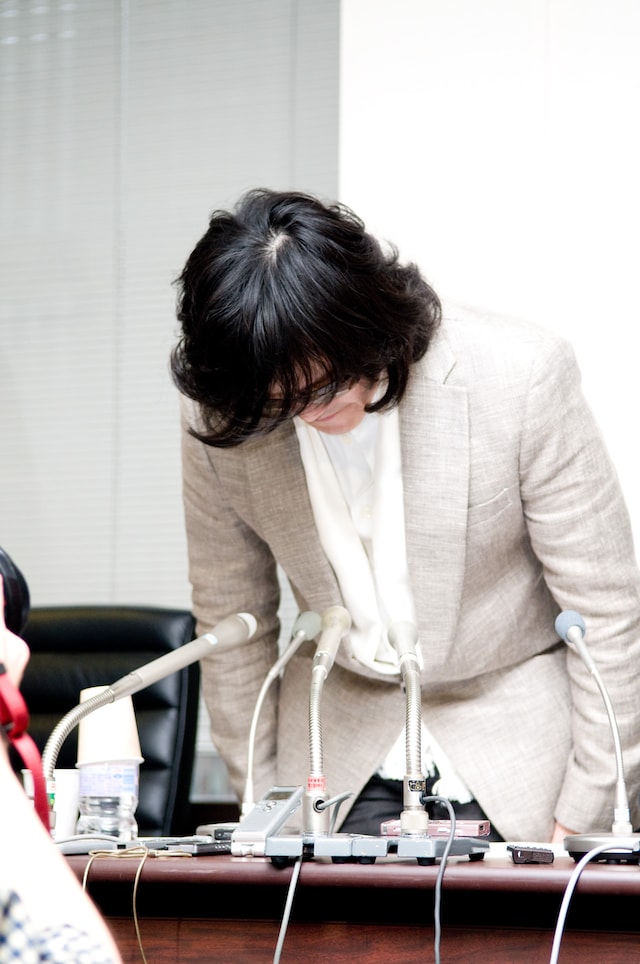 「まだ表に立って被害を明らかにしていない方、事情があって裁判を起こせない方にも随時お目にかかってお話したい」と語ったToshI。