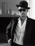 WORLD WIDE MOUSHIWAKE NIGHTの一員として出演する沖野修也(Kyoto Jazz Massive)