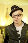 WORLD WIDE MOUSHIWAKE NIGHTの一員として出演する西寺郷太申し訳Jr.(NONA REEVES)