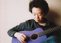 前野健太が撮影した三輪二郎の写真。