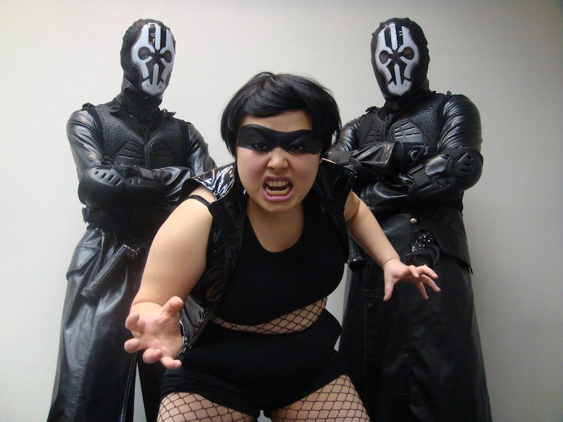 渡辺直美演じるゼブラクイーン。大胆なメイクと露出度は本物さながら。