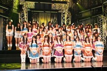 SKE48は代々木コンサート直前の7月7日に3rdシングル（タイトル未定）をリリース（写真は4月29日のZepp Nagoya公演より）。