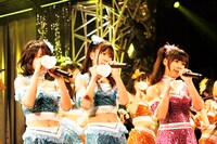 写真左から佐藤実絵子、若林倫香、赤枝里々奈