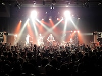 夏にセルフカバーアルバムのリリースを予定しているCaravan。5月3日の公演では、アルバム収録の楽曲を収めたCDを来場者全員にプレゼントする。