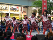 ハロプロエッグ（左から北原沙弥香、宮本佳林、工藤遥、佐保明梨、森咲樹）