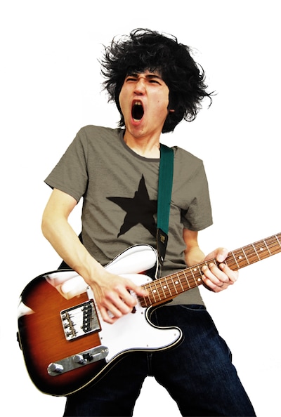 独特のアグレッシブなパフォーマンスでロックキッズを魅了する“9ミド”こと9min Midorikawa Bulletが「MIDOFES」に登場。体力が持つのか気がかりだ。