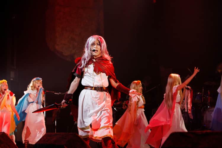 Sound Horizonライブ「国王生誕祭休日」映画館で3D生中継 - 音楽ナタリー