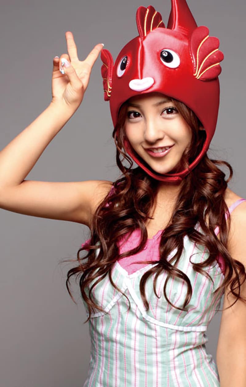 渡辺麻友 - AKB48、前レーベルPV集ジャケに“逃した魚”姿で登場 [画像