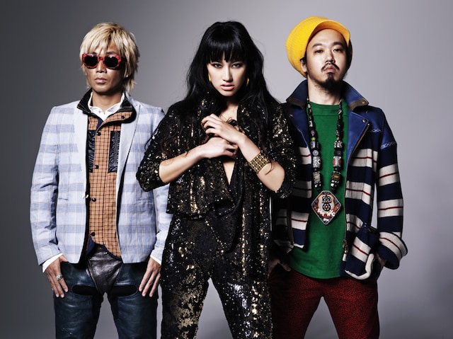 写真はスポンテニア。なお着うた配信と同日の9月29日は、globeの15周年記念ベストアルバム「15YEARS-BEST HIT SELECTION」の発売日でもある。