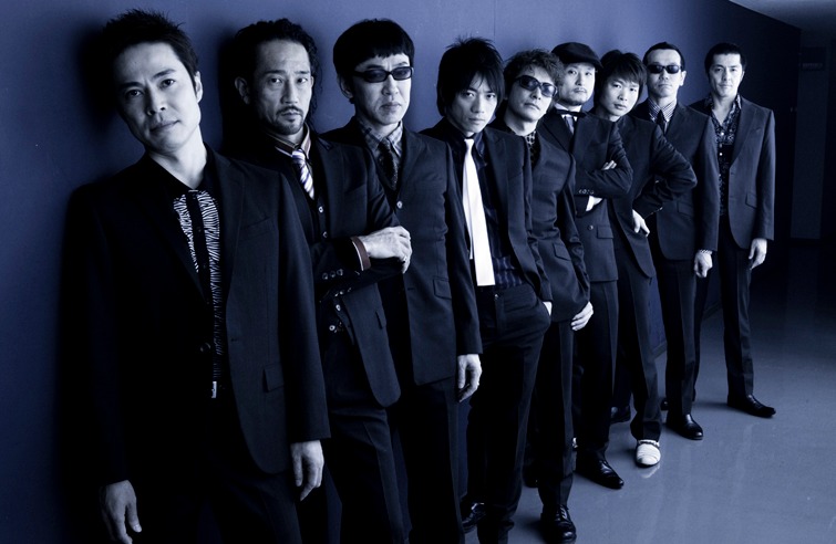 「WORLD HAPPINESS 2010」の前日は、自分達が主催するイベント「TOKYO SKA JAMBOREE」を山中湖で開催するスカパラ。そのアグレッシブな活動には脱帽するばかりだ。