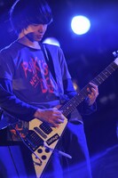 木下はアンコールの2曲目「斜陽」を歌う前に、「20歳くらいのときに作った歌で、どうしても今日やりたかった歌です」と思い入れを語る場面も。