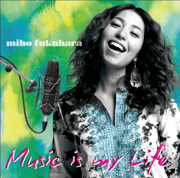 オフィシャルサイトでは、アルバム収録曲「THANK YOU」のビデオクリップで使用する写真の公募企画が行われる予定(写真は「Music is My Life」初回盤ジャケット)。