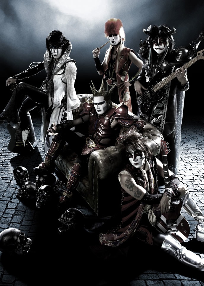 都内では8月5日まで、大教典「悪魔RELATIVITY」「A QUARTER CENTURY OF REBELLION “世界的極悪集大成盤”」の発売を記念して聖飢魔IIアドトラックが巡回中。ルートはオフィシャルサイトにて確認を。