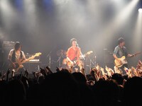 各地で異なる新曲を披露している今回のツアーだが、公演ごとにセットリストが異なるのも特徴。イベントやフェスなどでは聴けないレア曲が披露されるので、これから足を運ぶ人はどんな曲が演奏されるのか楽しみにしておこう。