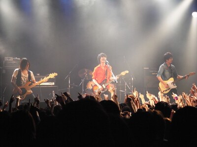 各地で異なる新曲を披露している今回のツアーだが、公演ごとにセットリストが異なるのも特徴。イベントやフェスなどでは聴けないレア曲が披露されるので、これから足を運ぶ人はどんな曲が演奏されるのか楽しみにしておこう。