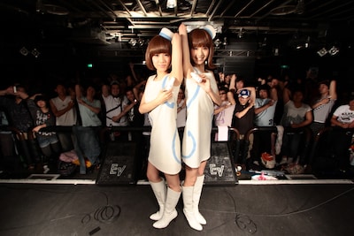 無駄に爽やかな空気に包まれた「リフレア『D&D』直塗りぬりぬり講習会」。この日はいちファンとして掟ポルシェ（ロマンポルシェ。）も会場を訪れた。掟は自らTwitter上にワキ丸出しの“晒しあげ画像”をアップしているので、当日参加できなかった人は彼の塗りかたを参考にしよう。