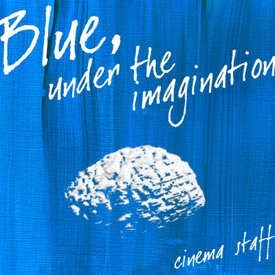 写真はミニアルバム「Blue, under the imagination」ジャケット。タイトルにちなみ青をベースにしたデザインに仕上がっている。