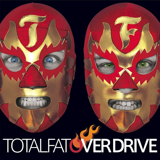 写真は「OVER DRIVE」ジャケット。収録曲「Summer Frequence」のビデオクリップではメンバーが演技にも挑戦している。リリース日の6月9日には、オフィシャルサイトにて購入者限定のビデオクリップフル視聴を実施予定。